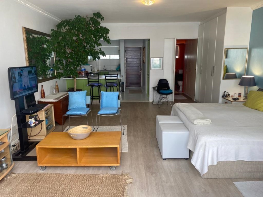 To Let 1 Bedroom Property for Rent in Sea Point Western Cape